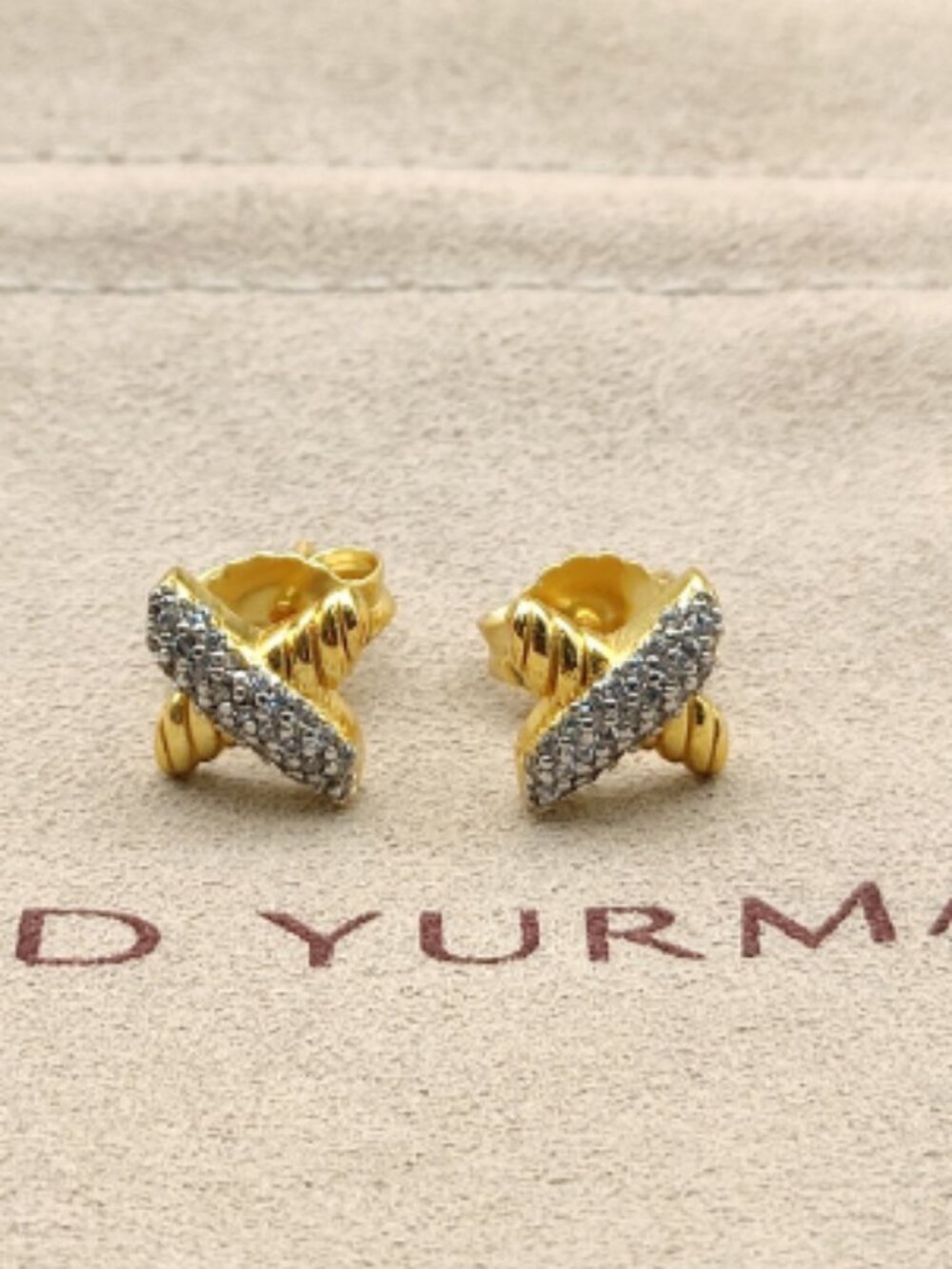 ✨ David Yaman Earrings - Picture 2 of 5